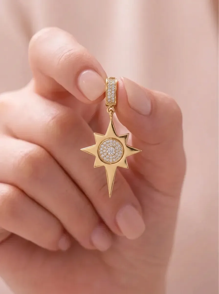 14 K Kuzey Yıldızı Döküm Charm