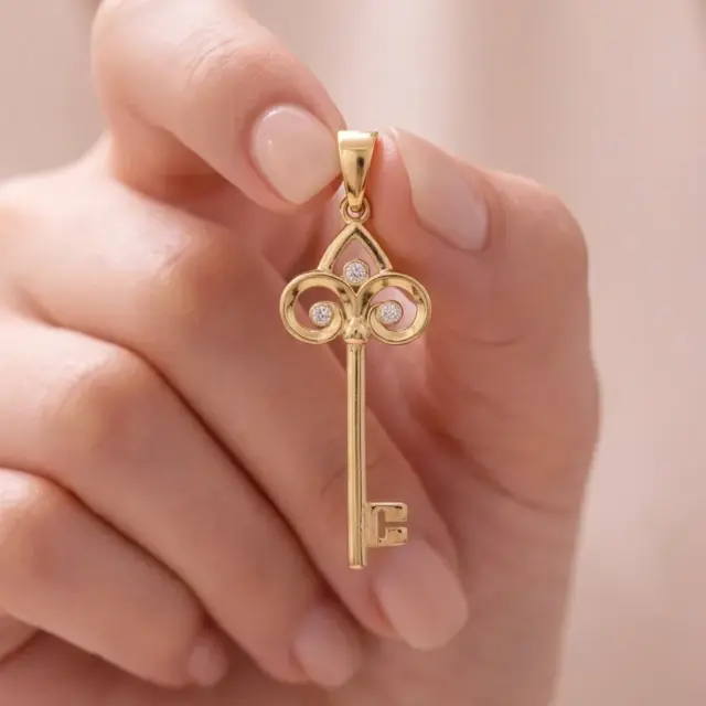 14 K Anahtar Döküm Kolye Ucu