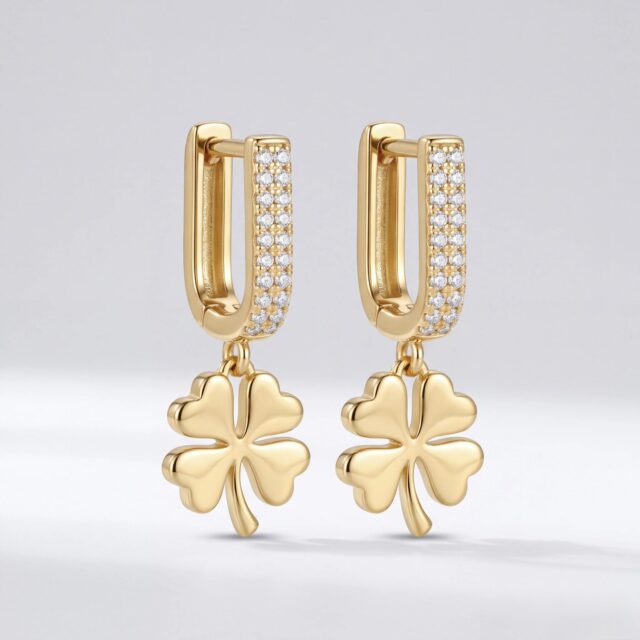 14 K Taşlı Yonca Sallantılı U Küpe