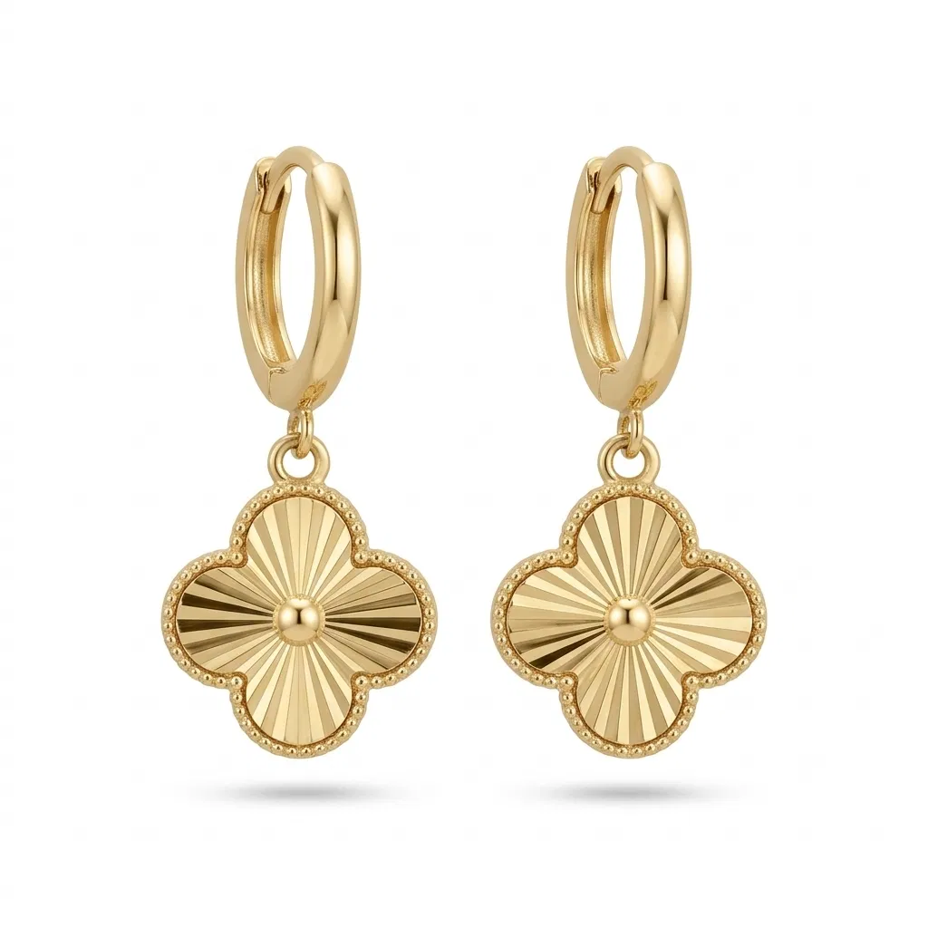 14 K Halka Yonca Sallantılı Küpe