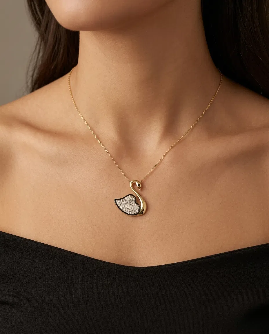 14 K Taşlı Kuğu Kolye