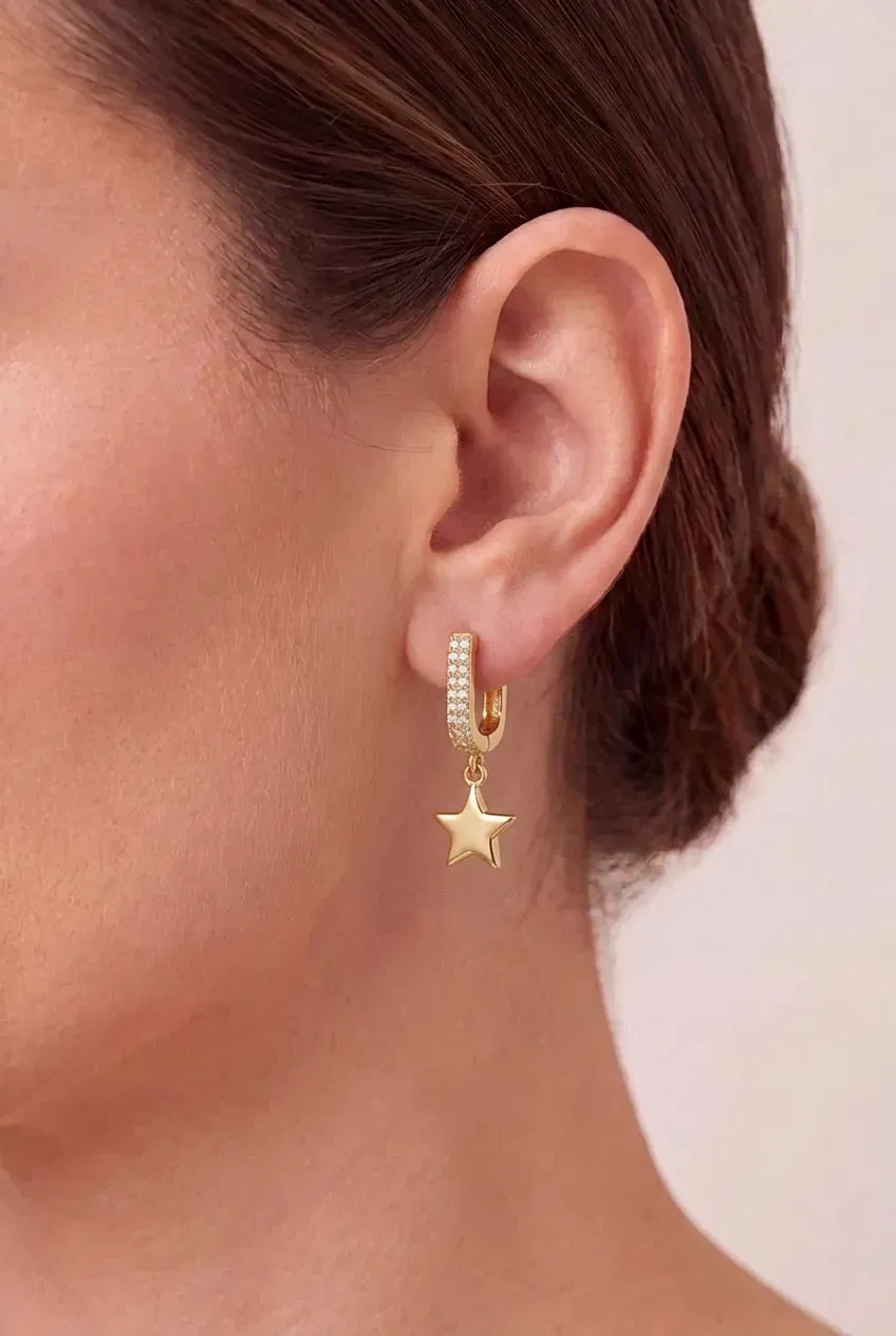 14 K Taşlı U Yıldız Sallantılı Küpe