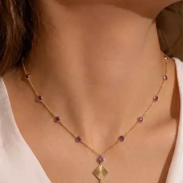 14 K Eflatun Taşlı Zincir