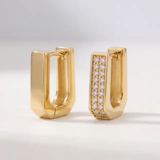 14 K U Form Taşlı Küpe