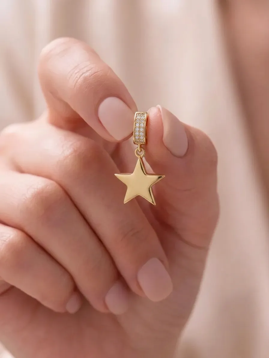 14 K Yıldız Pres Charm Kolye Ucu